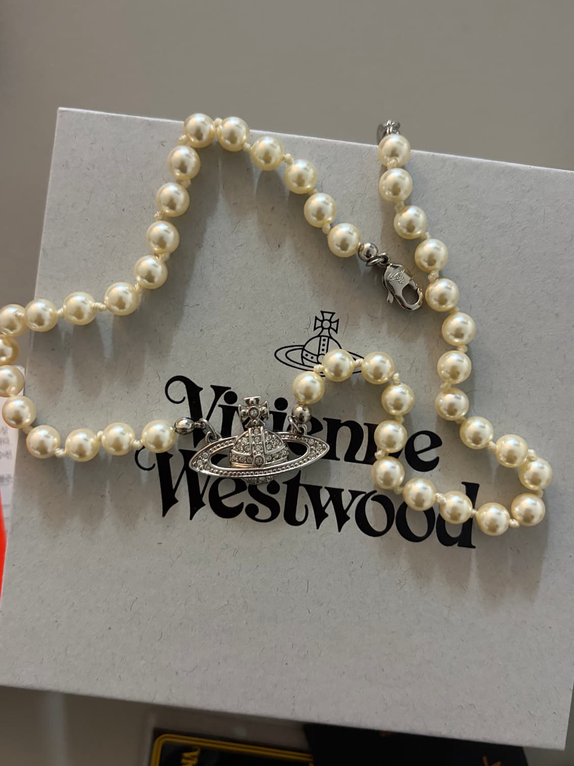 비비안웨스트우드 진주 목걸이(펄바스릴리프) 상품이미지2
