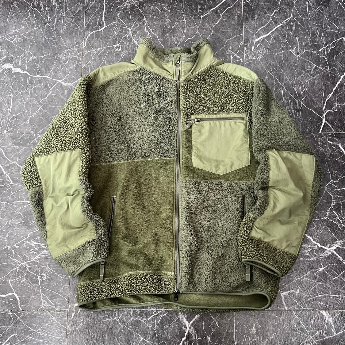 엔지니어드 가먼츠 x 유니클로 투웨이 플리스 자켓 카키 상품이미지3