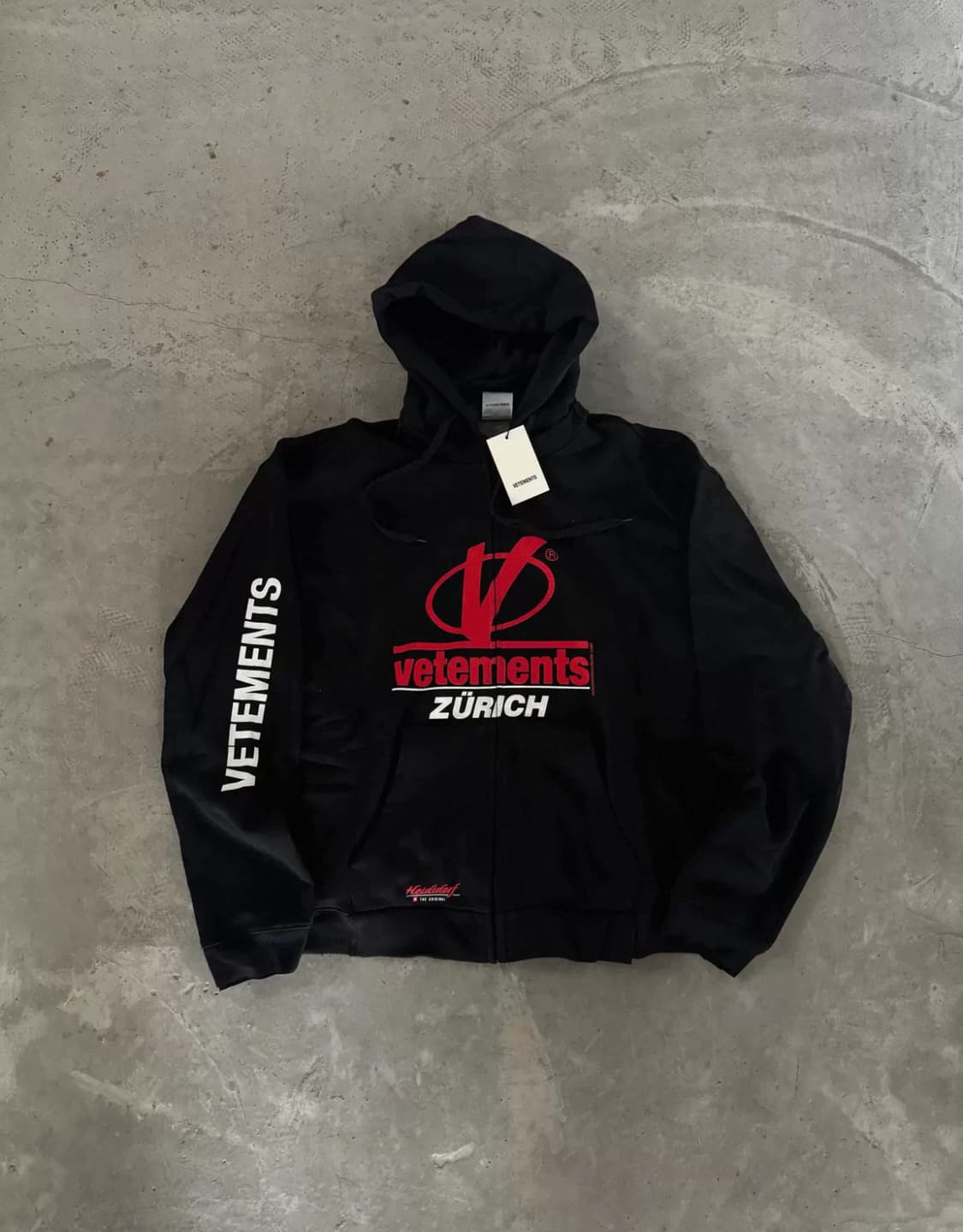 VETEMENTS 18AW ZURICH Zip Up 상품이미지2