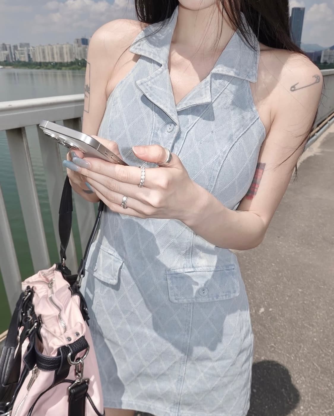 (새상품) 페일제이드 데님 자카드 홀터 드레스 원피스 연청 S  상품이미지2