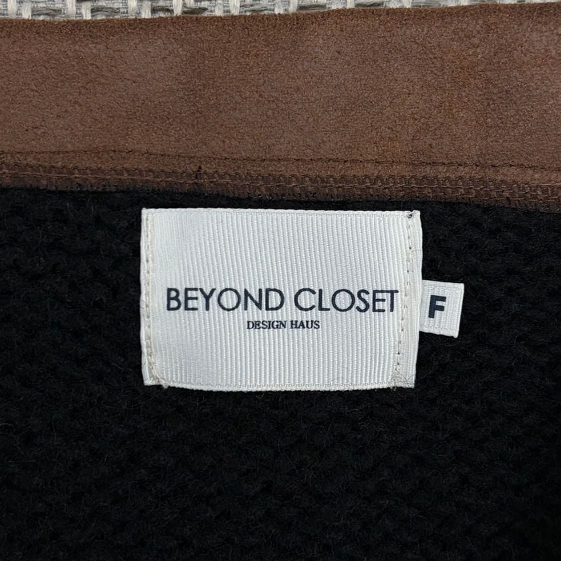 비욘드클로젯 레더 카라 니트 v3070 상품이미지6