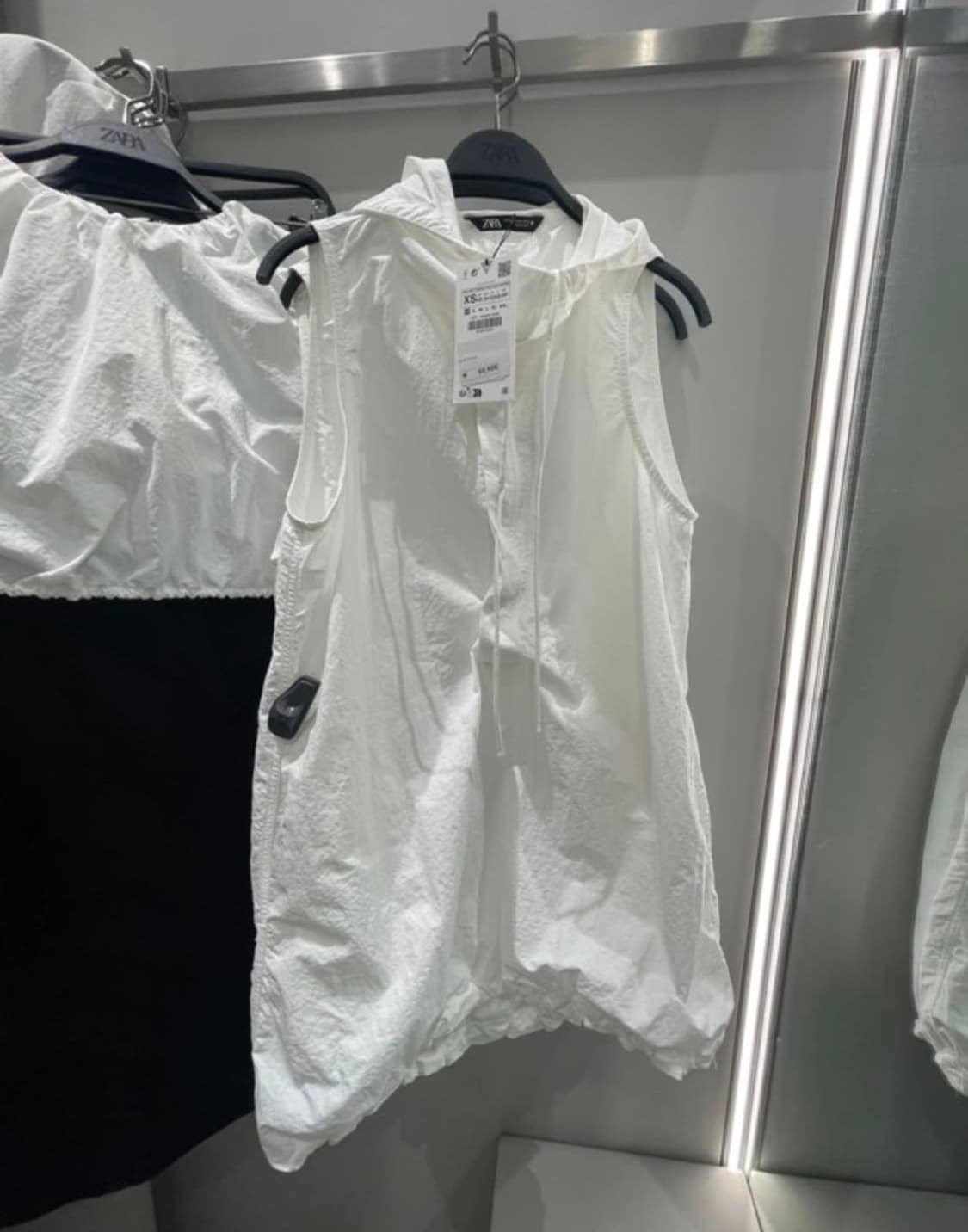 자라 후드 나일론 원피스 상품이미지2