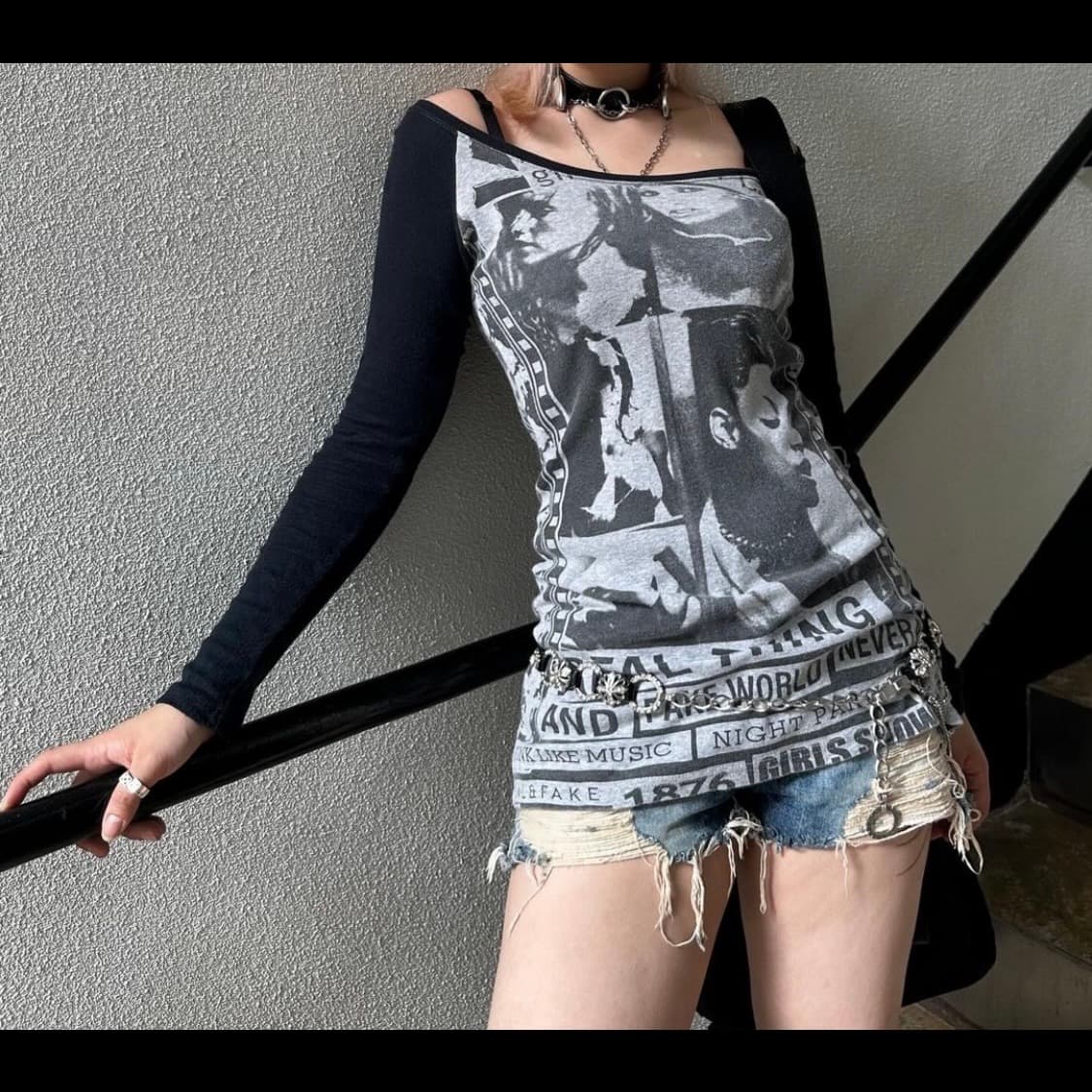 빈티지 프린팅 그레이 롱슬리브 긴팔티 상품이미지1