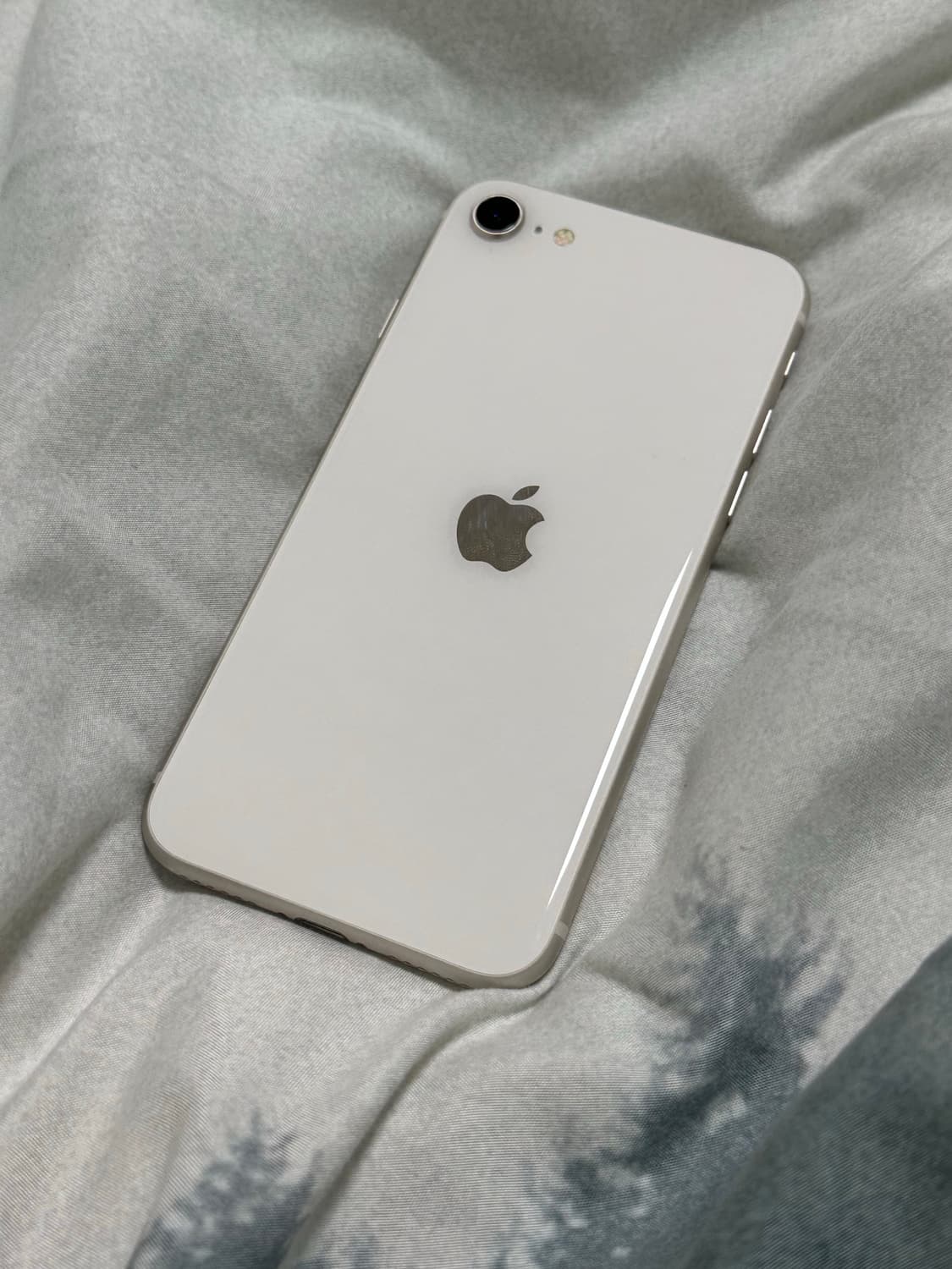 아이폰se3 화이트 128GB 상품이미지2