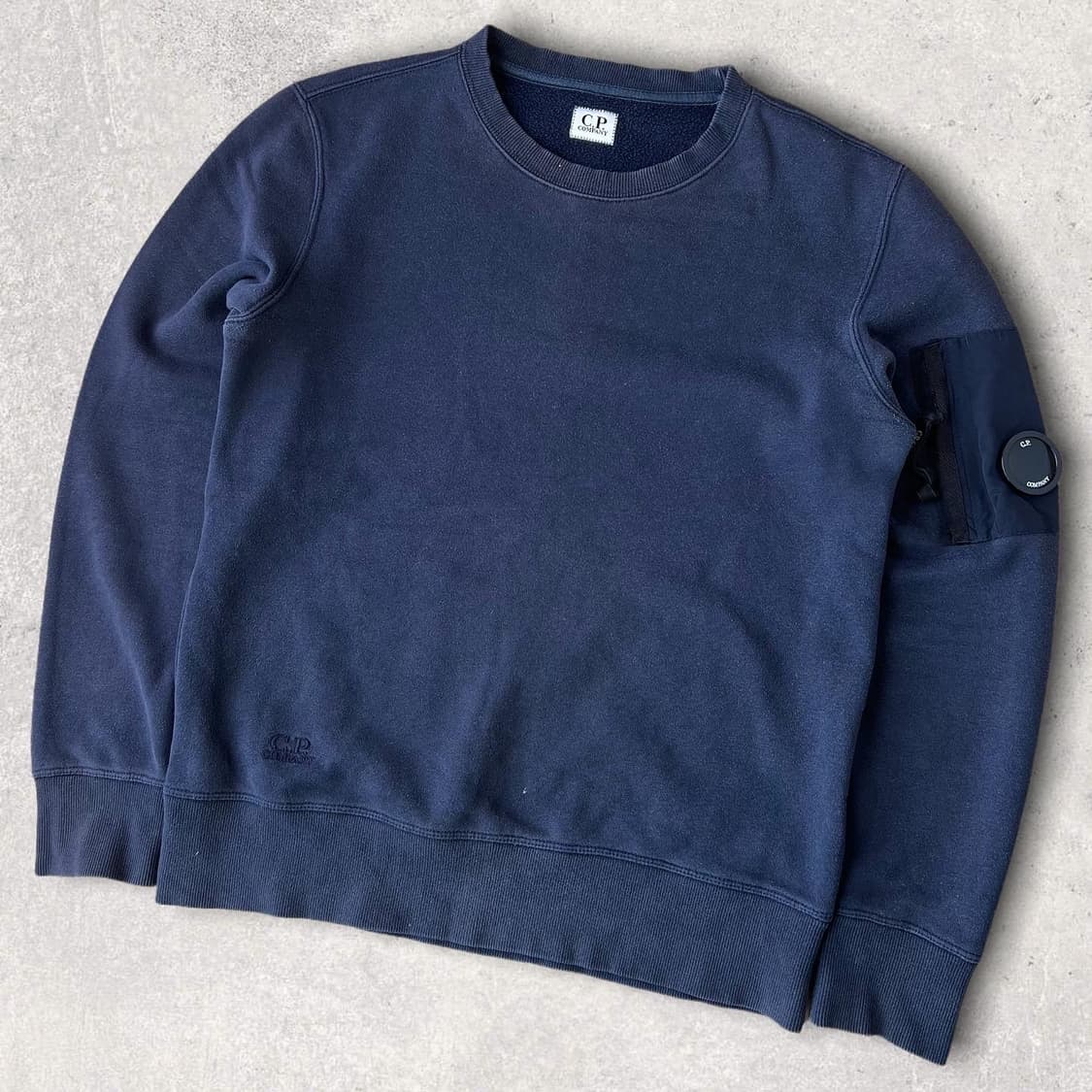 정품 CP컴퍼니 렌즈 맨투맨 상품이미지2