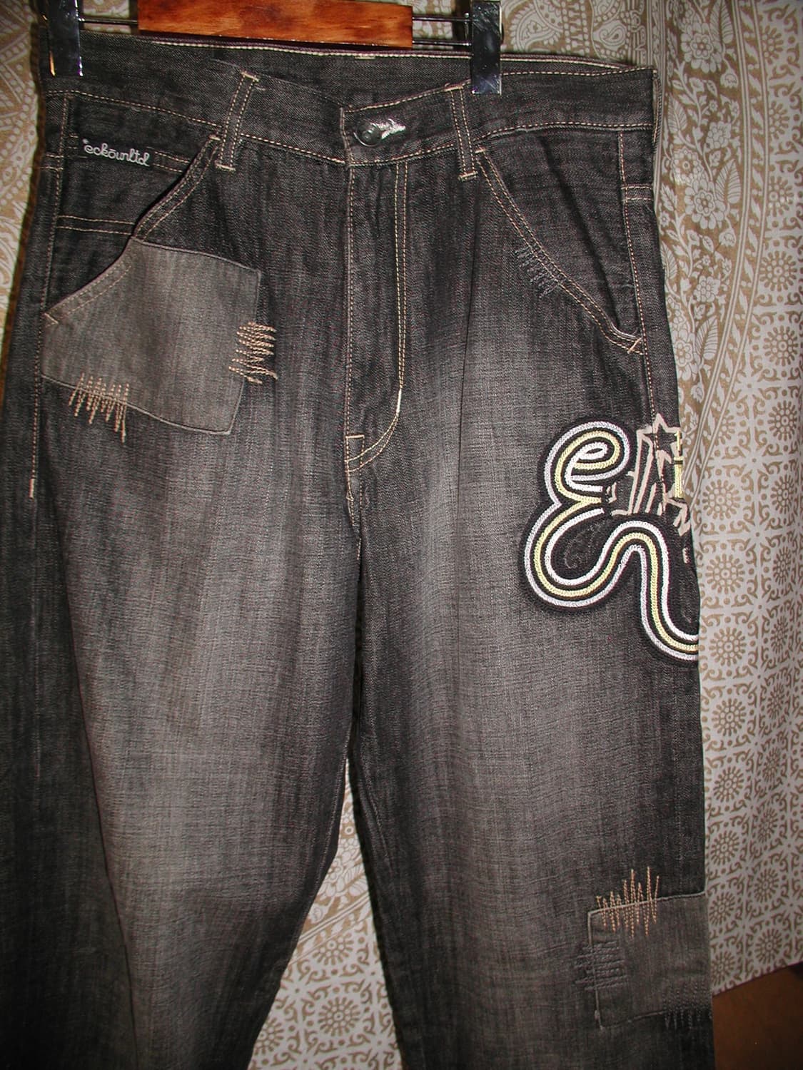 Ecko Unitd 자수 패치 흑청 데님팬츠 상품이미지6