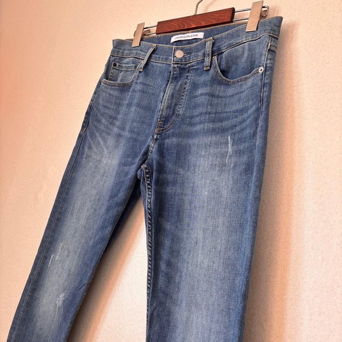 28 캘빈클라인 청바지 스판 데님 슬림 실루엣 여성  상품이미지8