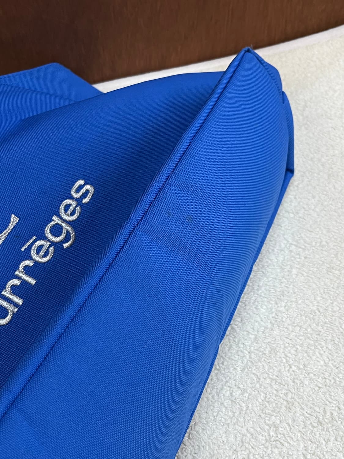 꾸레쥬 로고 쇼퍼백 블루 상품이미지8