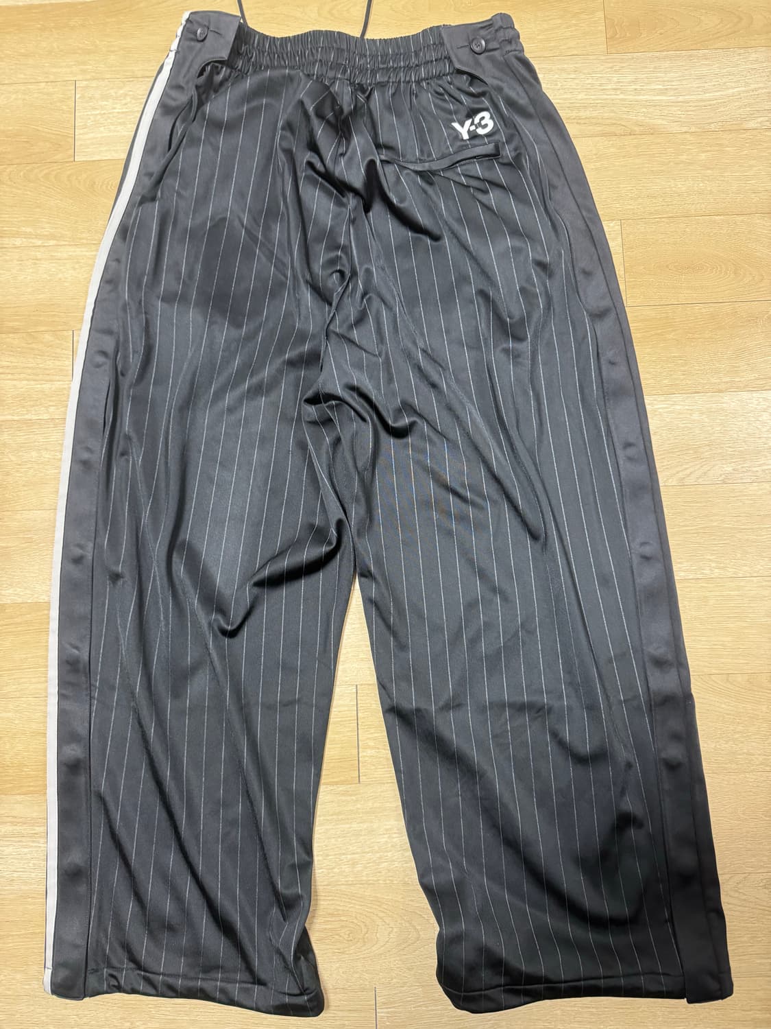 Y-3 바스켓볼 트랙팬츠 블랙 상품이미지2