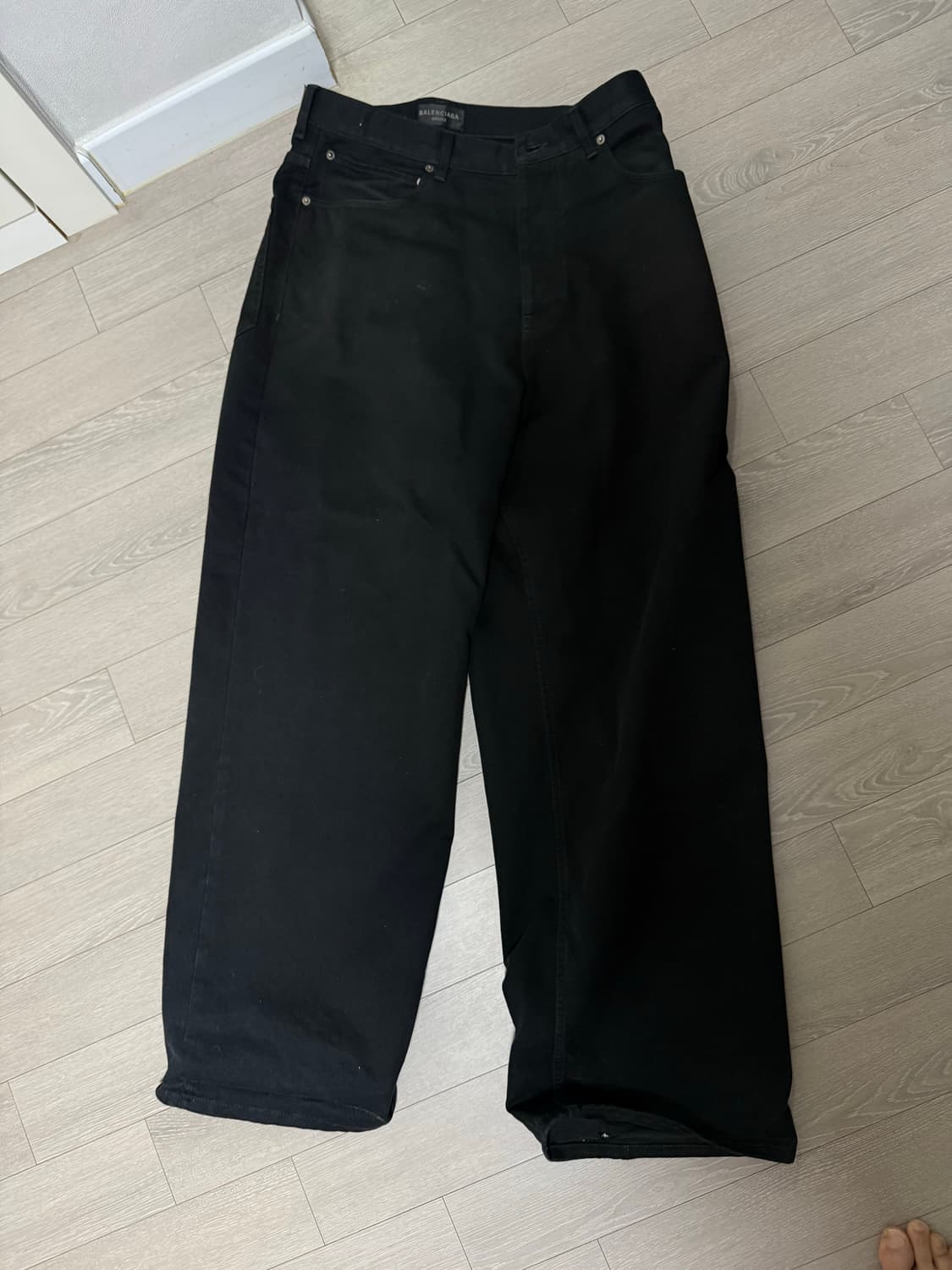 발렌시아가 배기 핏 데님 상품이미지2