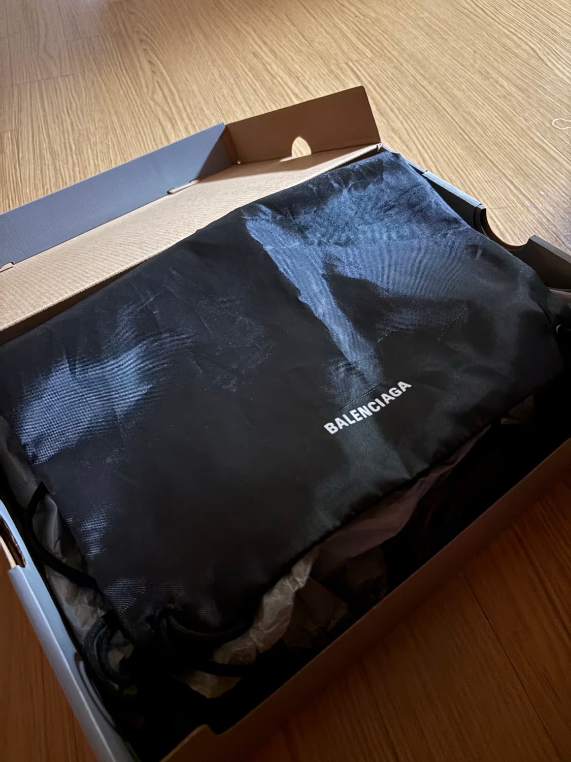 발렌시아가 3XL 슬라이드 샌들 슬리퍼 블랙 42 상품이미지4