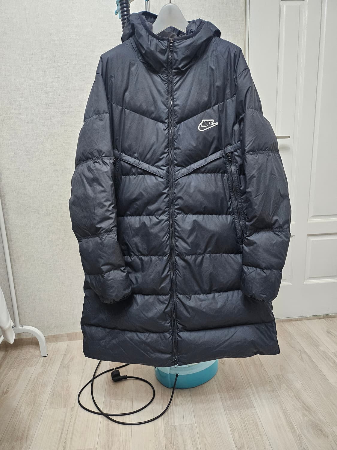 (105)XL ☆초대장급☆ 나이키 윈드러너 쉴드파카 [블랙] 덕다운롱패딩 상품이미지1