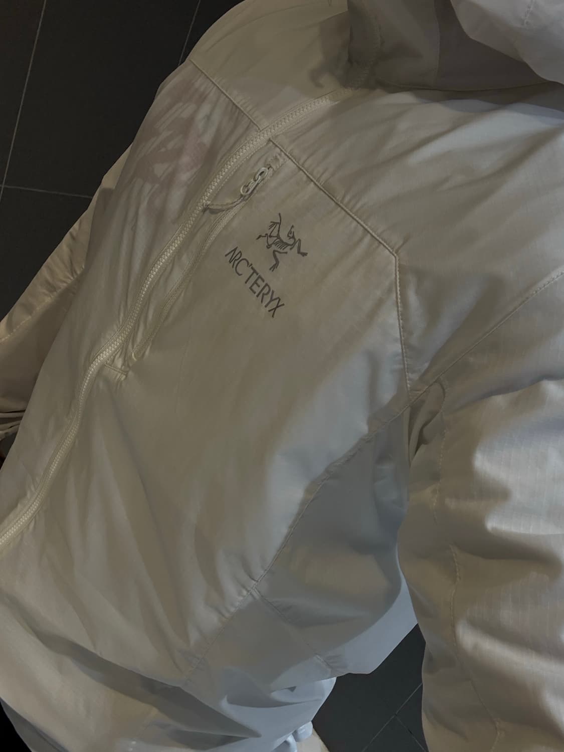 아크테릭스 스쿼미시아크틱 실크 바람막이 상품이미지7