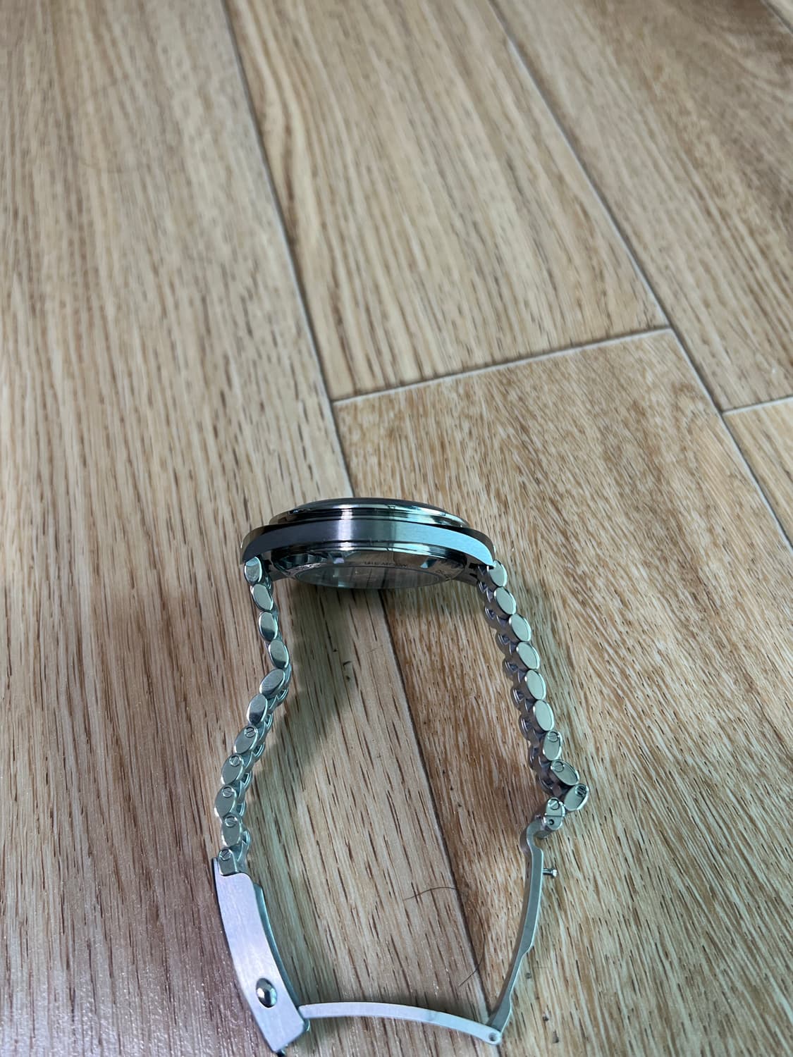 오메가 스피드마스터 문워치 사파이어글라스 42mm 상품이미지3