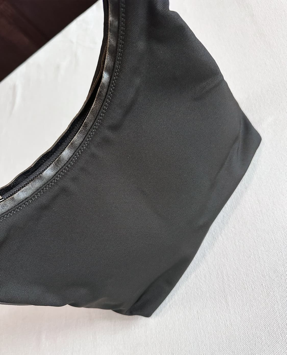 GUCCI one-shoulder nylon bag 상품이미지6