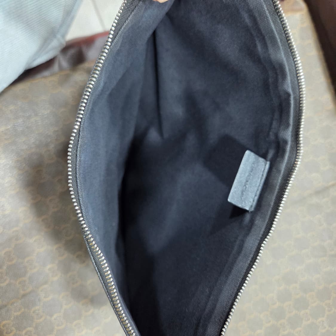 지방시 마리아 클러치 상품이미지2