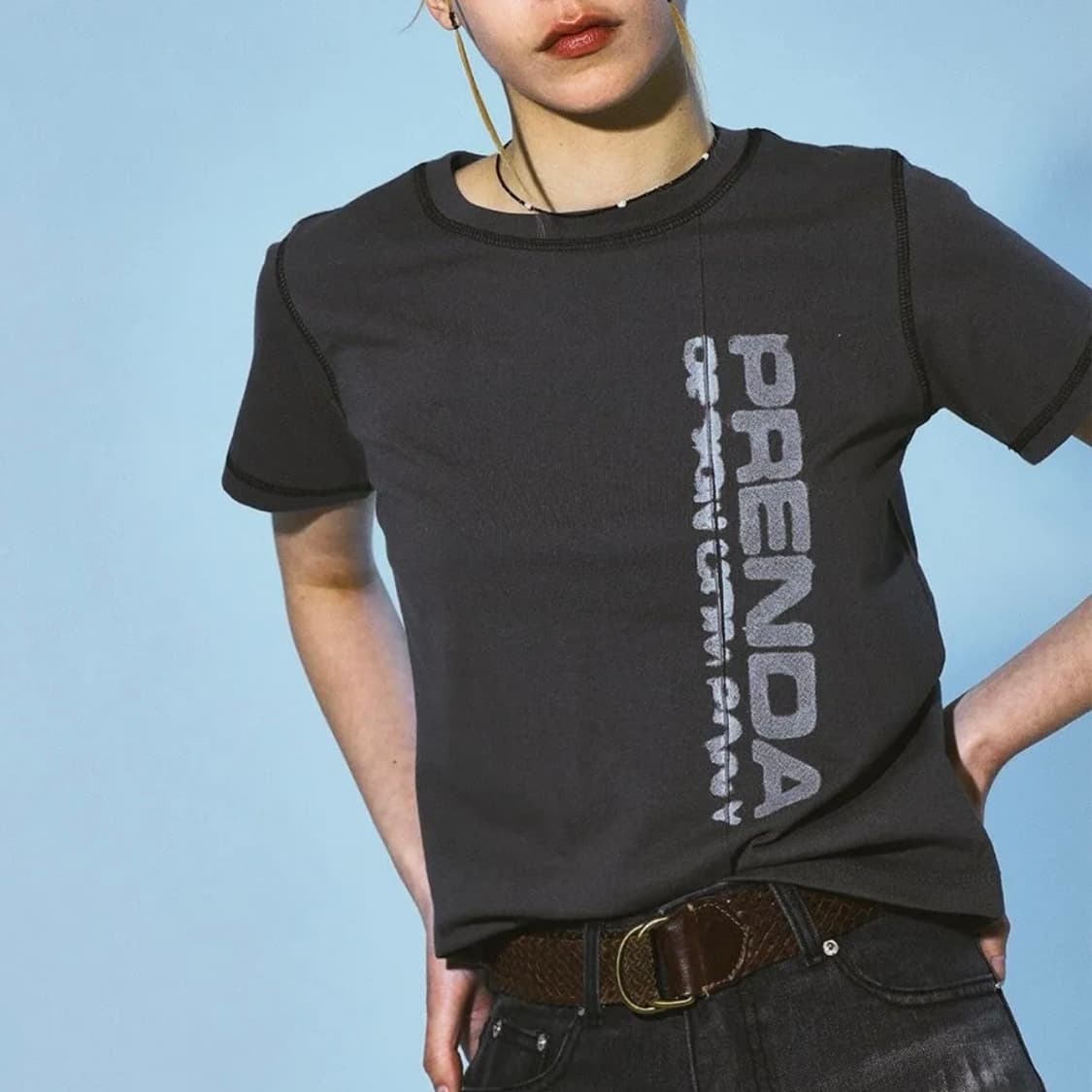 프렌다 반팔티 차콜 S사이즈 상품이미지2