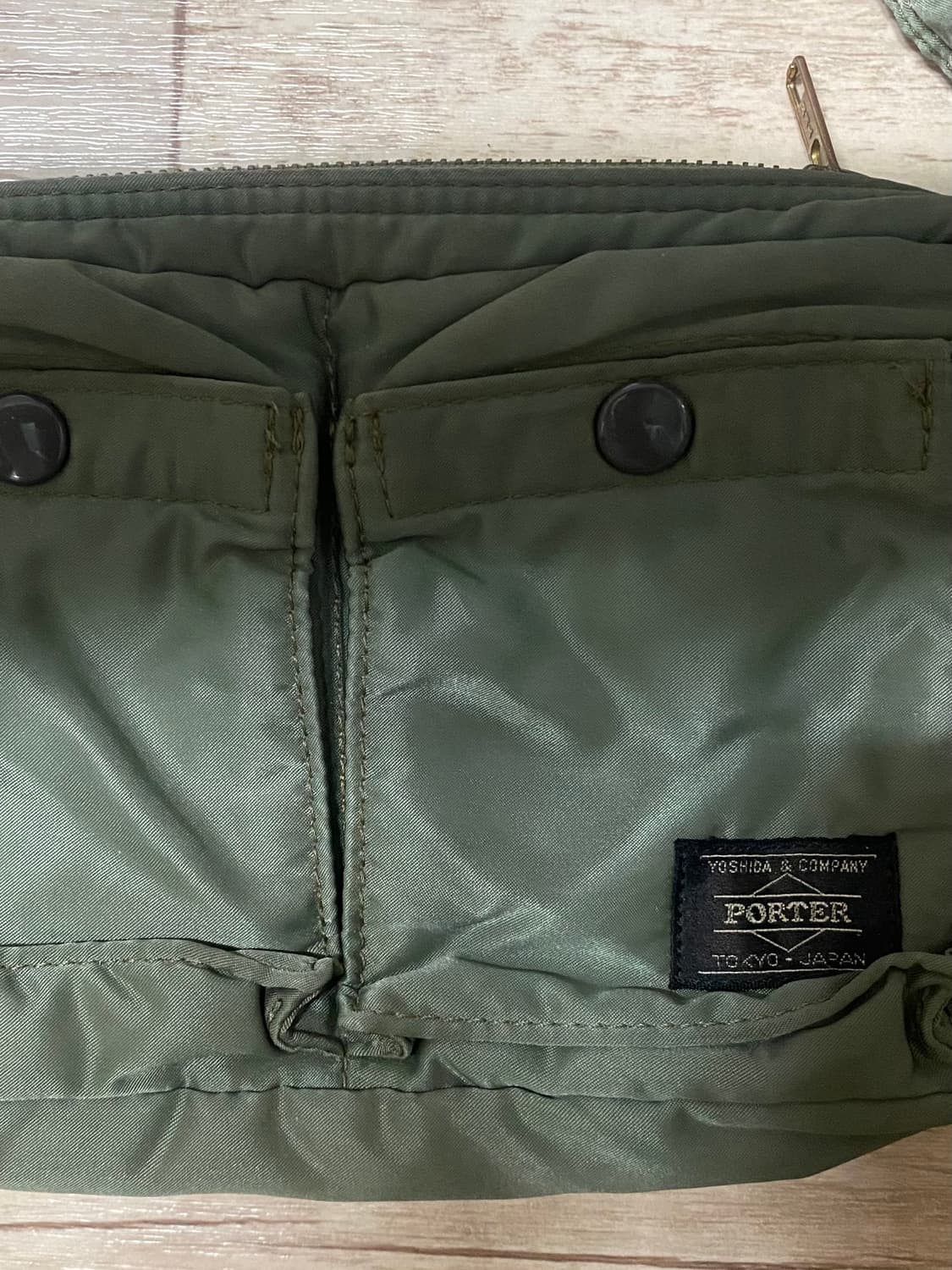 요시다포터 세이지그린 크로스백 상품이미지2