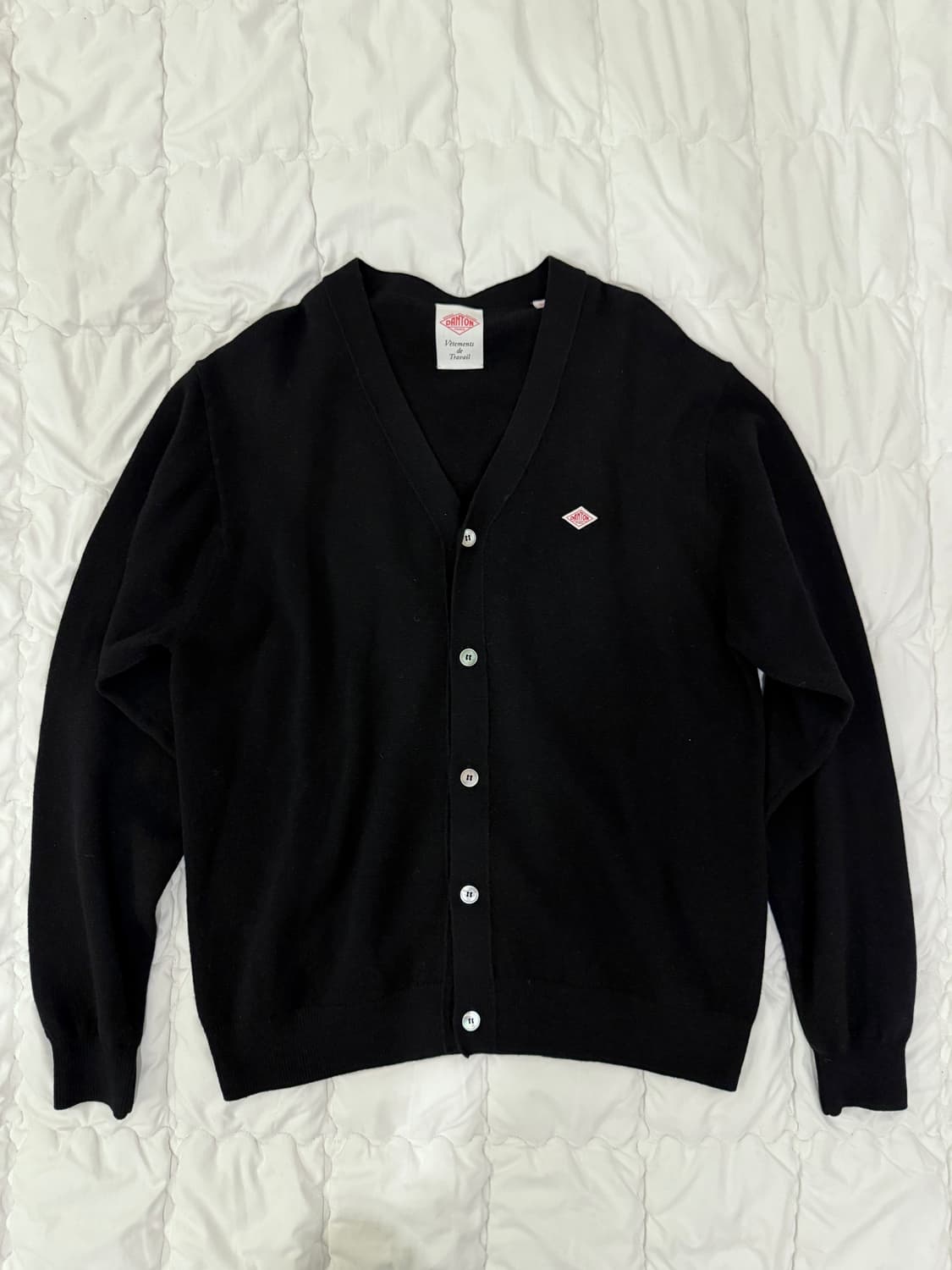 단톤 울 브이넥 가디건 블랙 상품이미지1