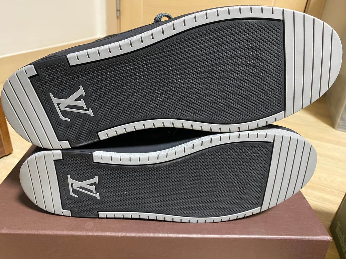 루이비통 트레이너 하이탑 스니커즈 상품이미지4