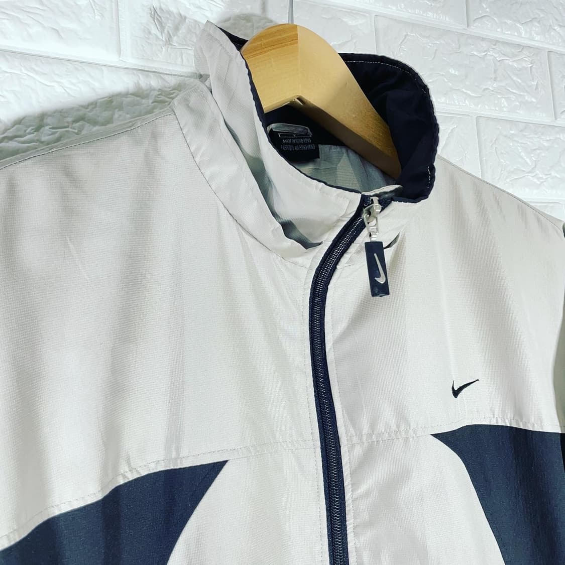 나이키 스우시바람막이자켓 상품이미지2