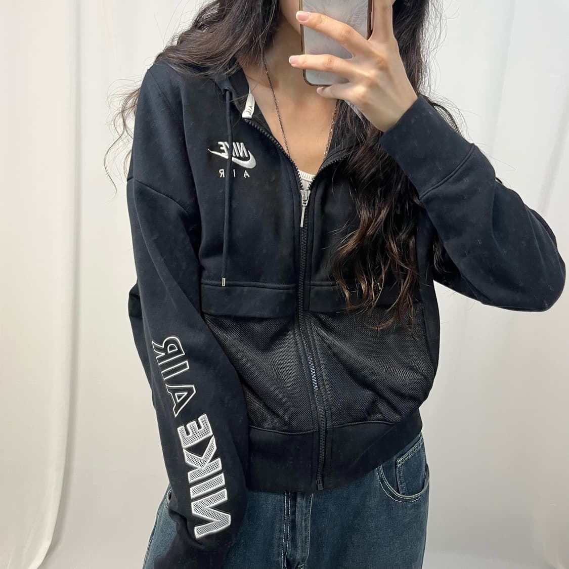 Nike black hood zip-up 상품이미지3