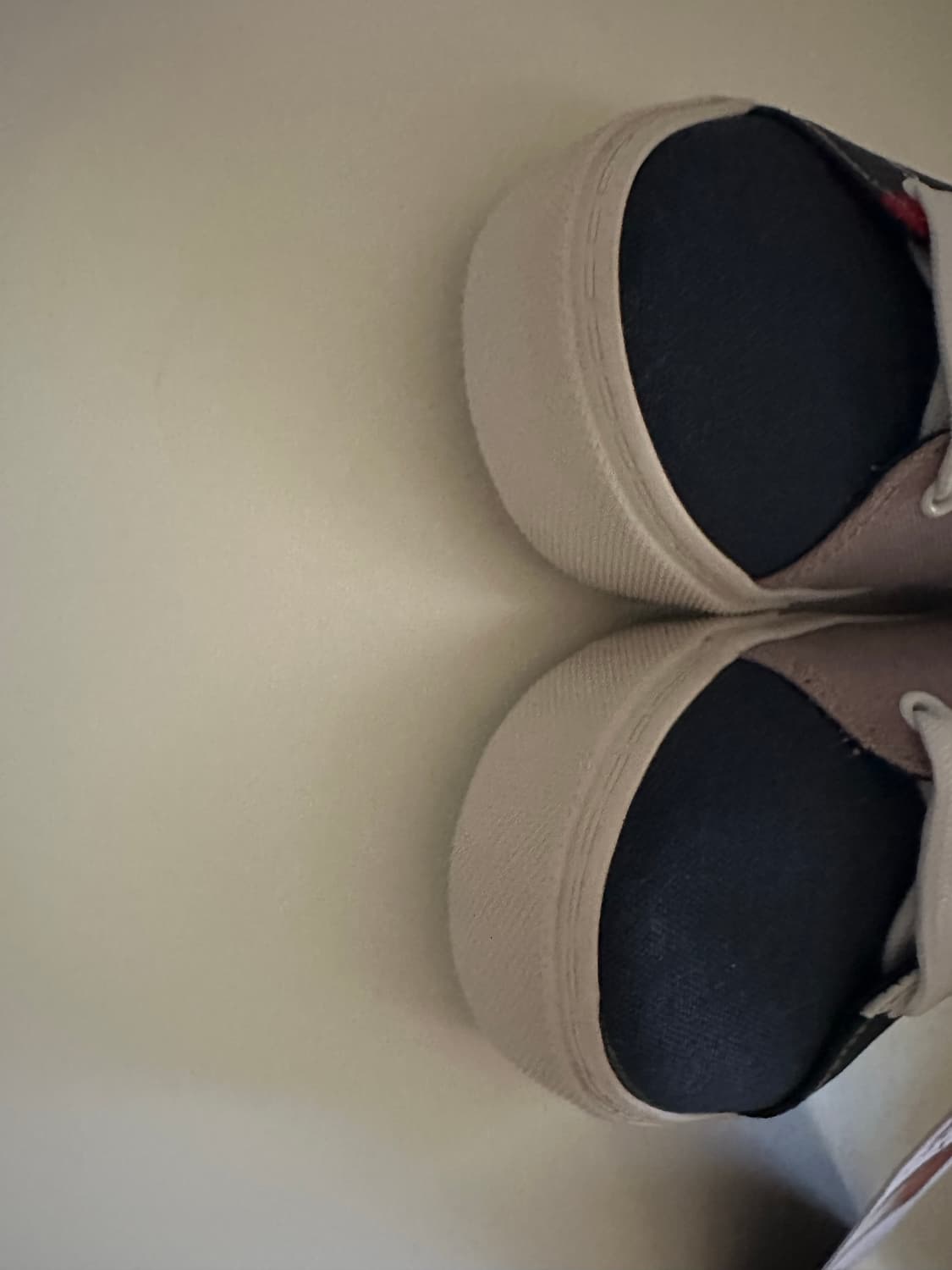 타마힐피거 X 스페이스잼 콜라브 스니커즈 상품이미지4