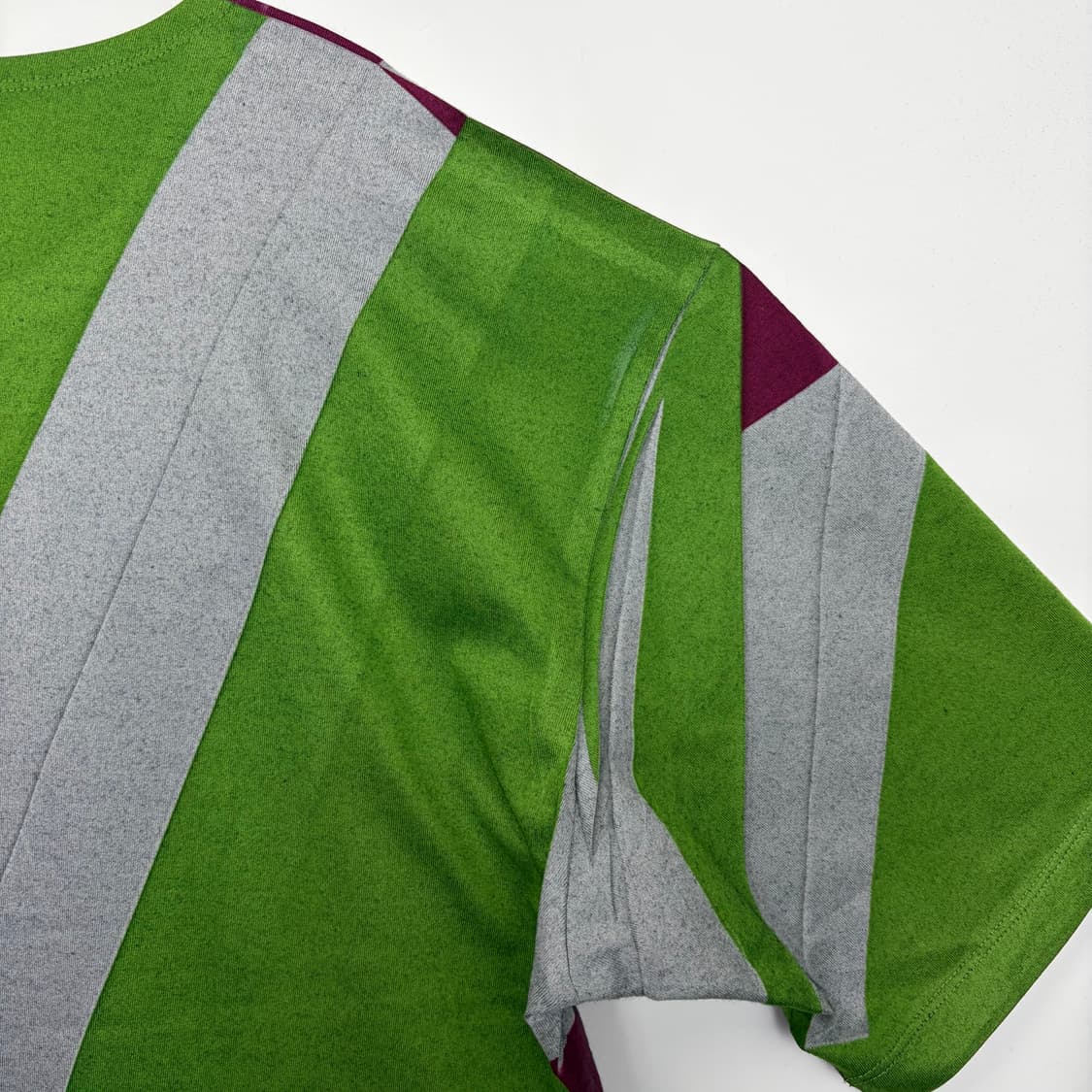 이세이미야케 맨 패턴 반팔 티셔츠 상품이미지10