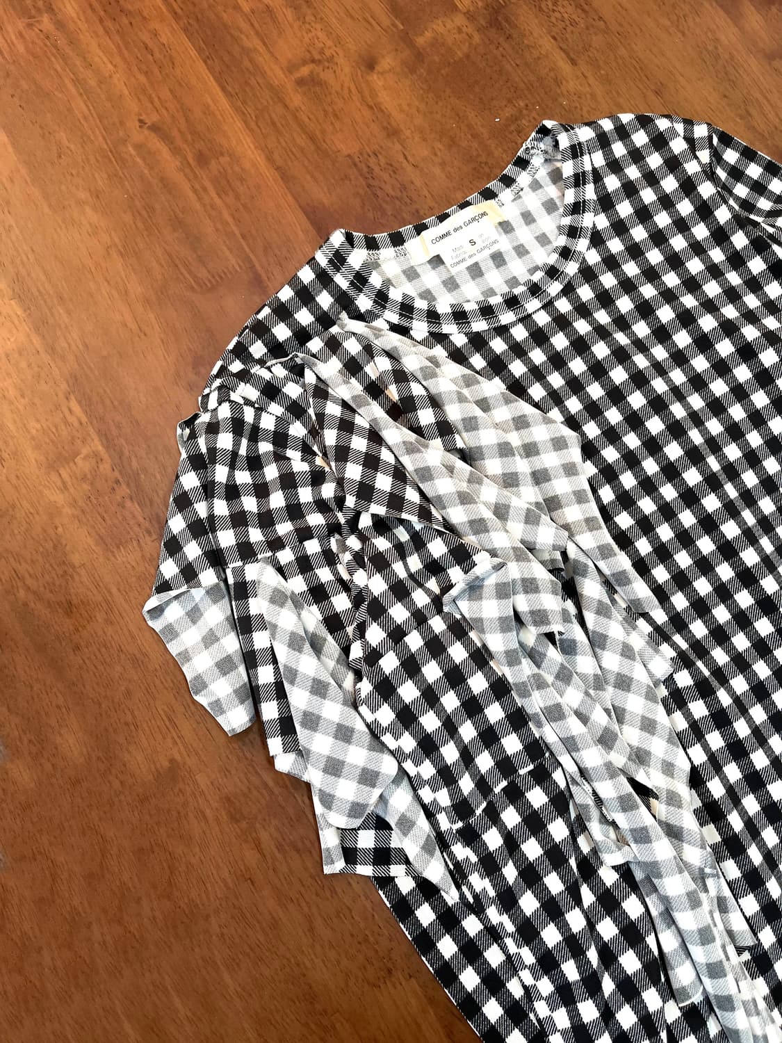 꼼데가르송 체크 드레이프 탑 슬리브 상품이미지3