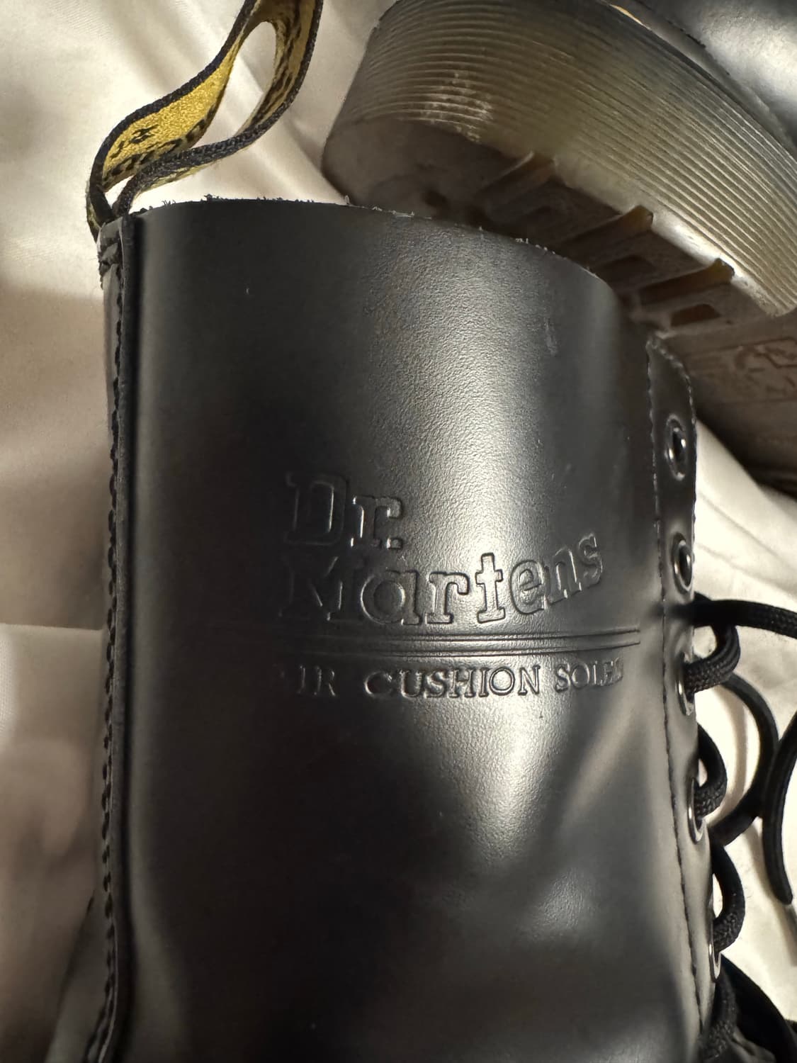 [260] 닥터마틴 10홀 부츠 상품이미지5