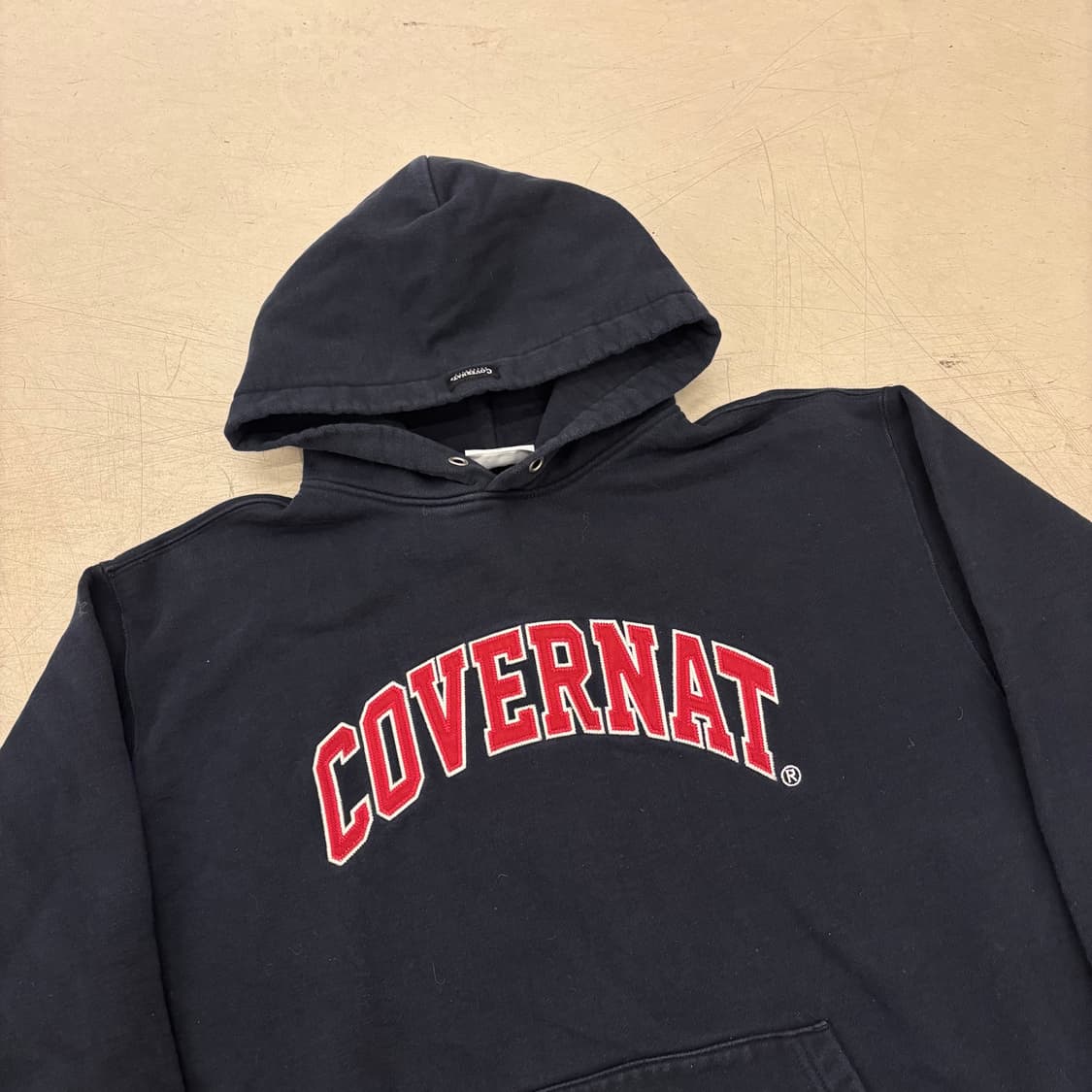 커버낫 아치로고 후드티 상품이미지2