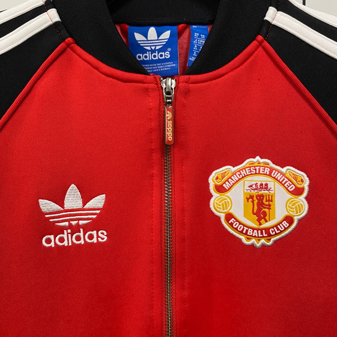  아디다스 맨유 레트로 트랙탑 상품이미지4