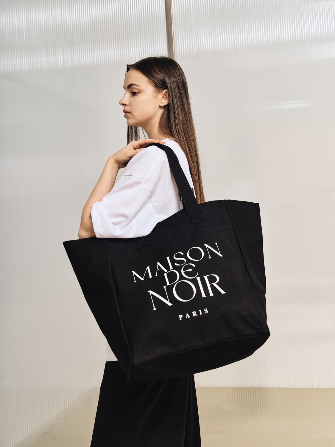 메종 드 누아 그하베 빅 토트백 블랙 상품이미지1