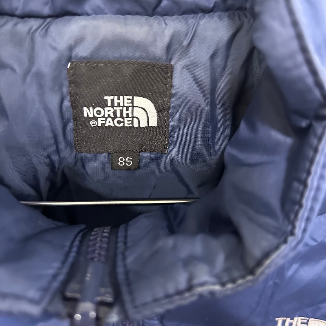 노스페이스 스몰로고 누빔 퀼팅 경량패딩 상품이미지3