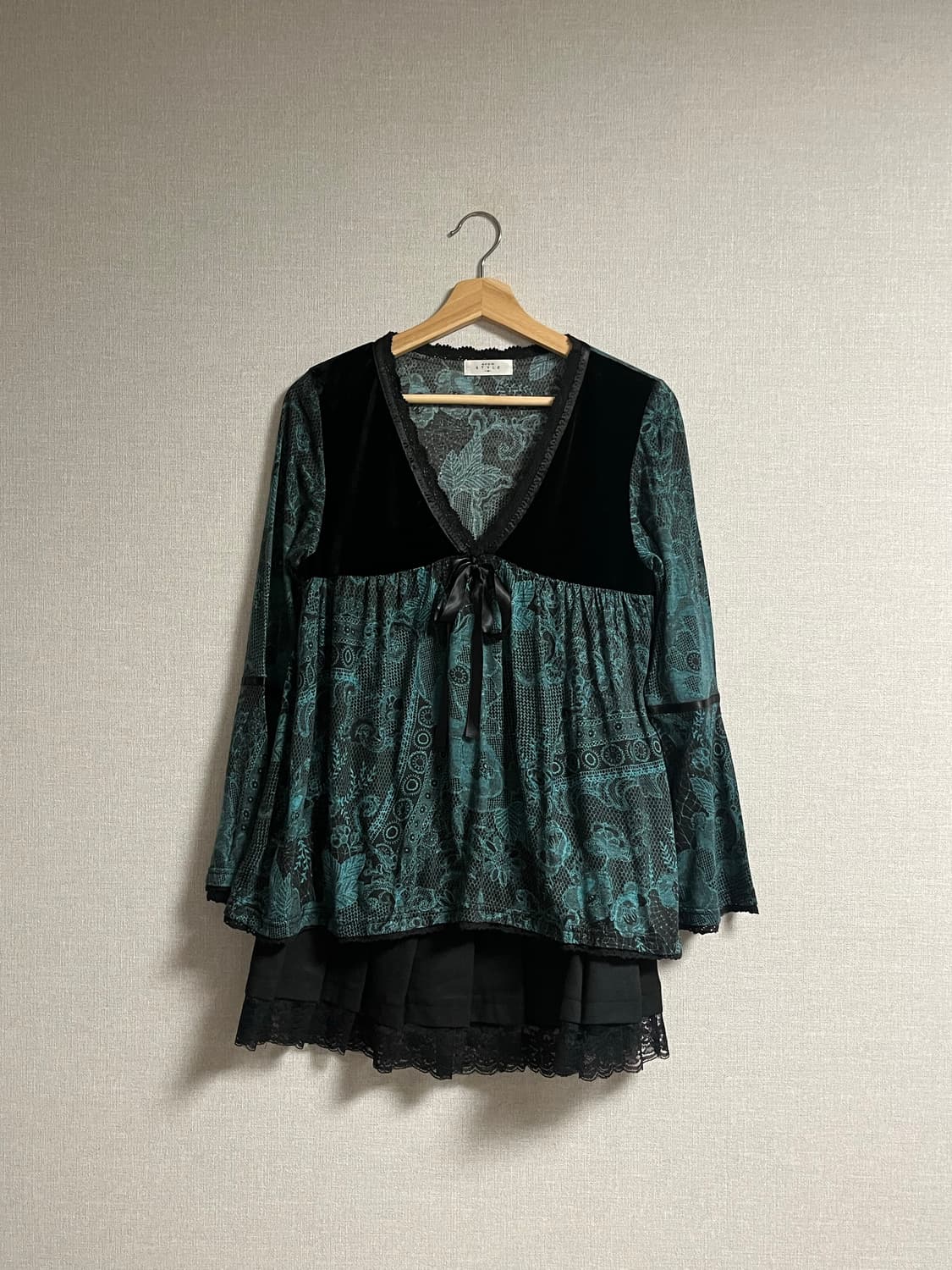 [오리엔탈 / 에스닉] set 그린 레이스 탑 & 밑단 레이스 스커트 상품이미지1