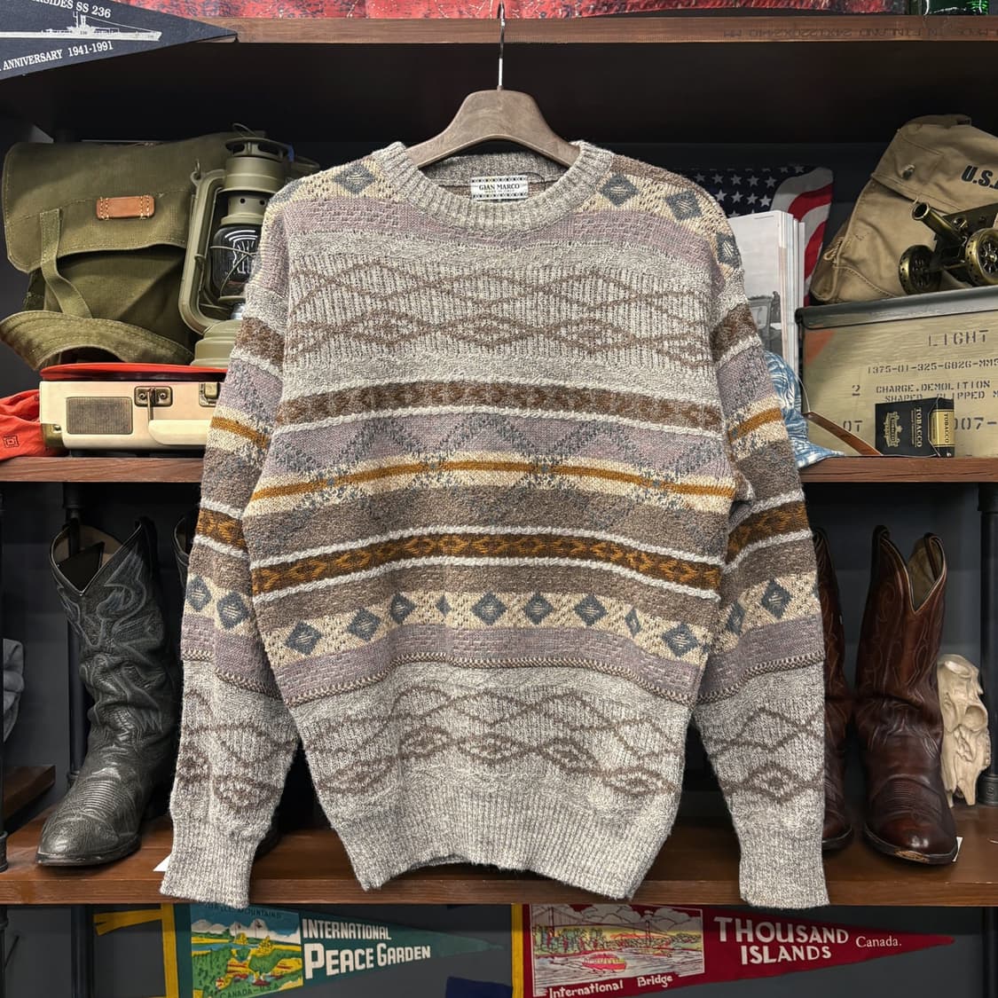 빈티지 노르딕 웨이브 패턴 브러쉬드 울 스웨터 상품이미지1