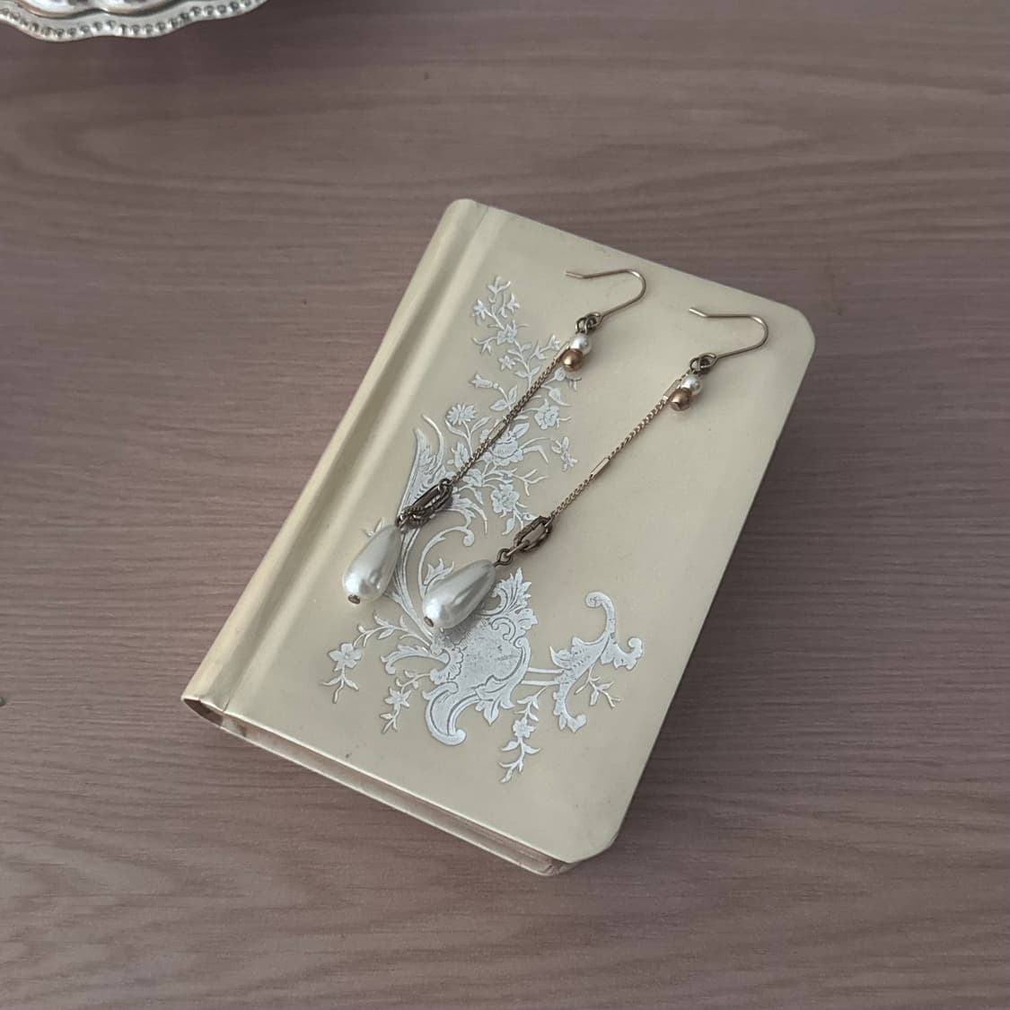 Vintage 빈티지 진주 드롭 롱 귀걸이 (착샷 O) 상품이미지1