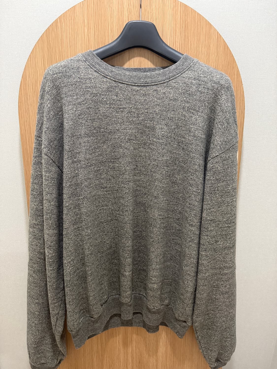 캐피탈 크루넥 맨투맨 상품이미지1