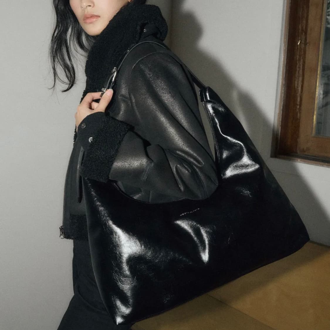 헬레네파리스 크로아 숄더 호버백 블랙 상품이미지5