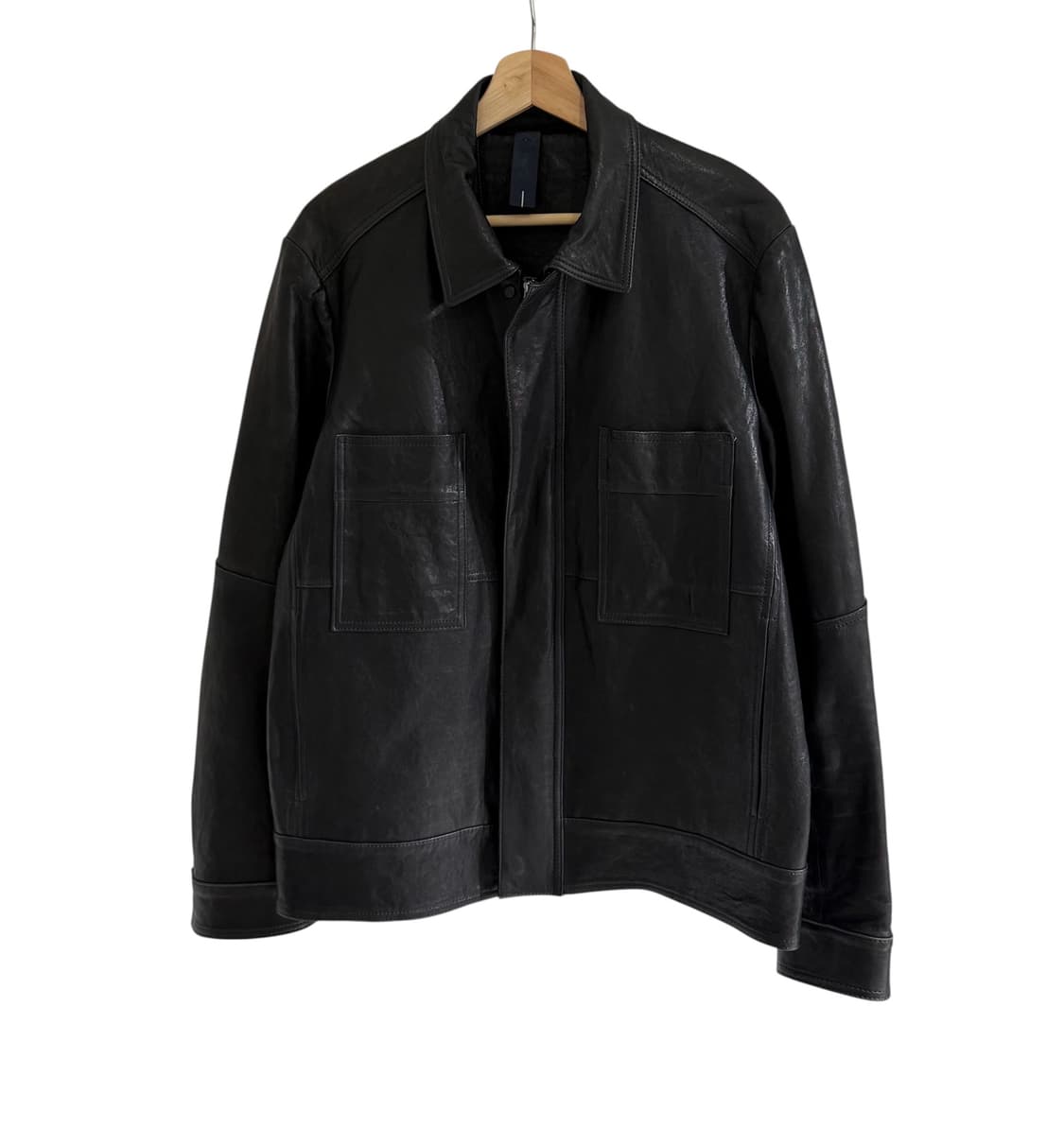 코모도 바코드 프린팅 카우 레더 자켓 상품이미지1