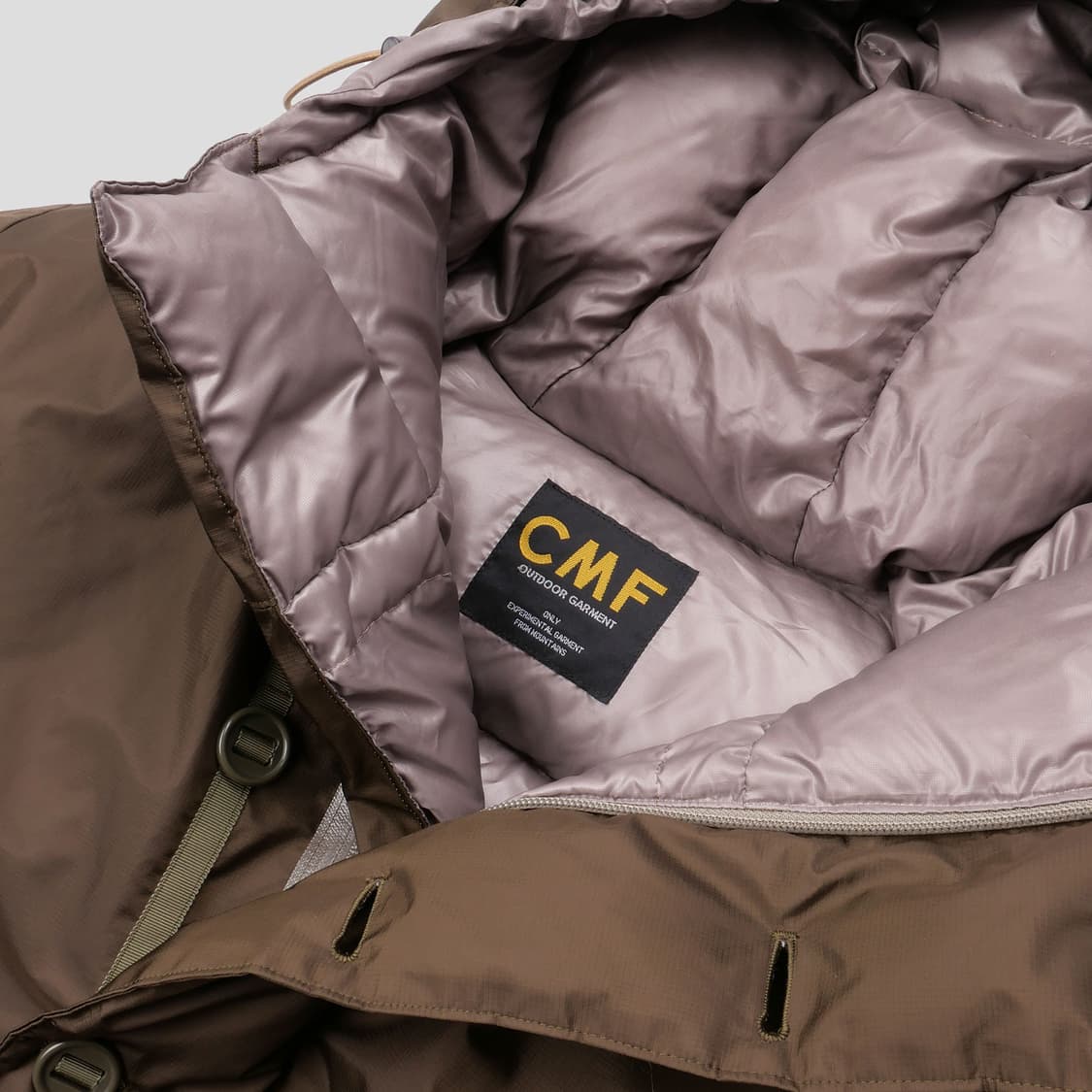 콤피아웃도어가먼츠 다운 자켓 상품이미지3