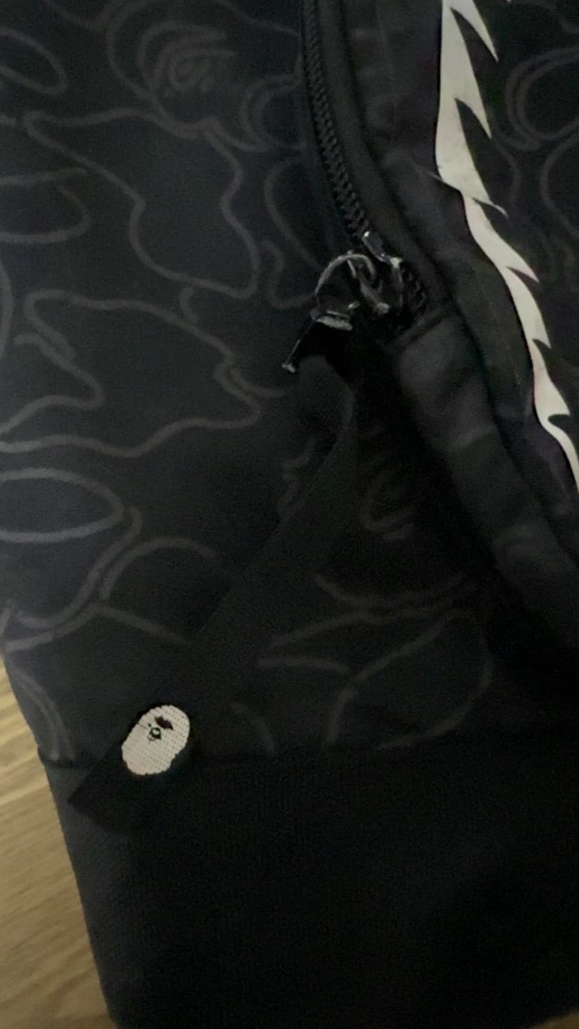 베이프 네온 카모 샤크 백팩  상품이미지5