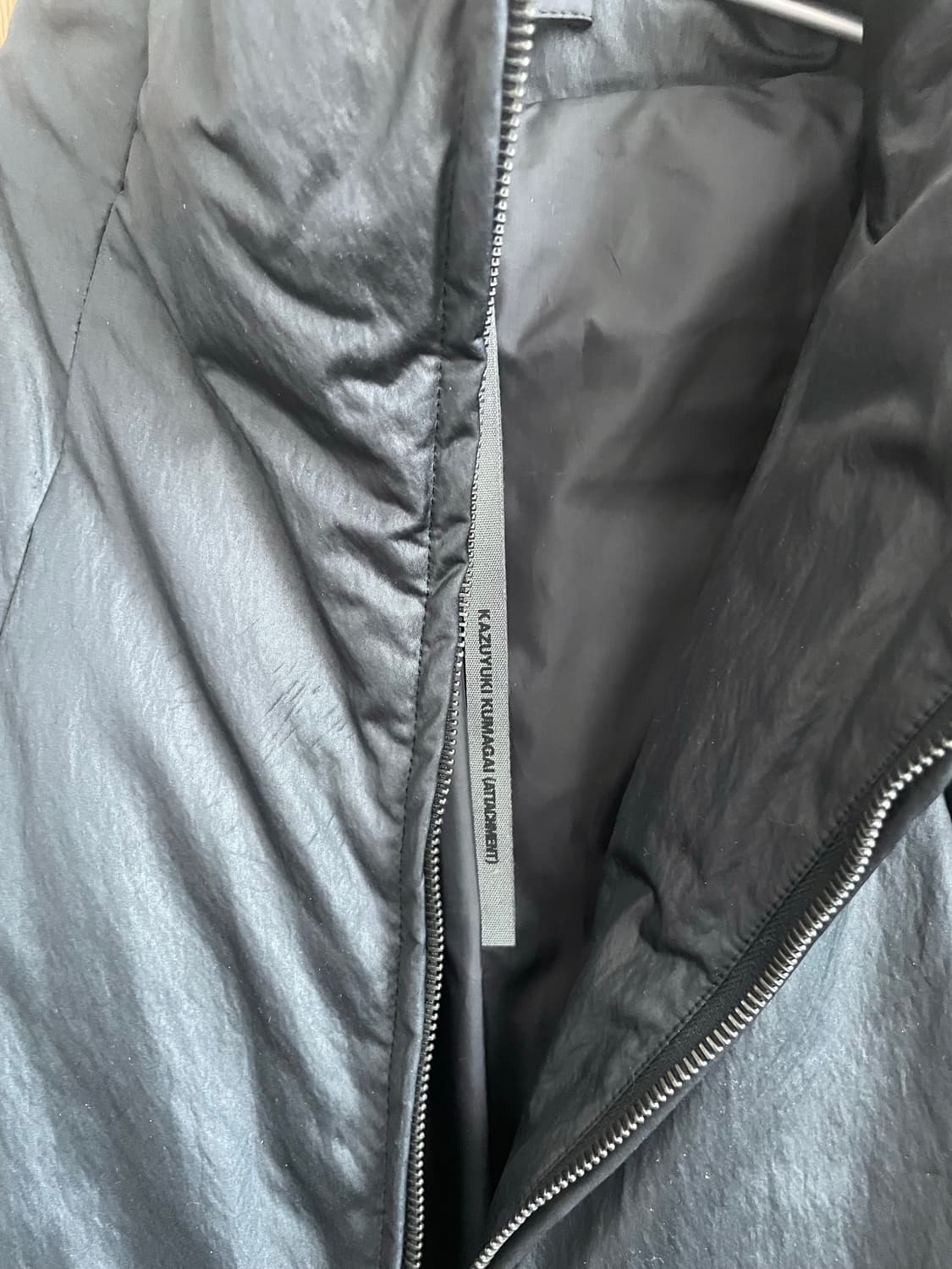 카즈유키쿠마가이 절개 패딩 상품이미지5