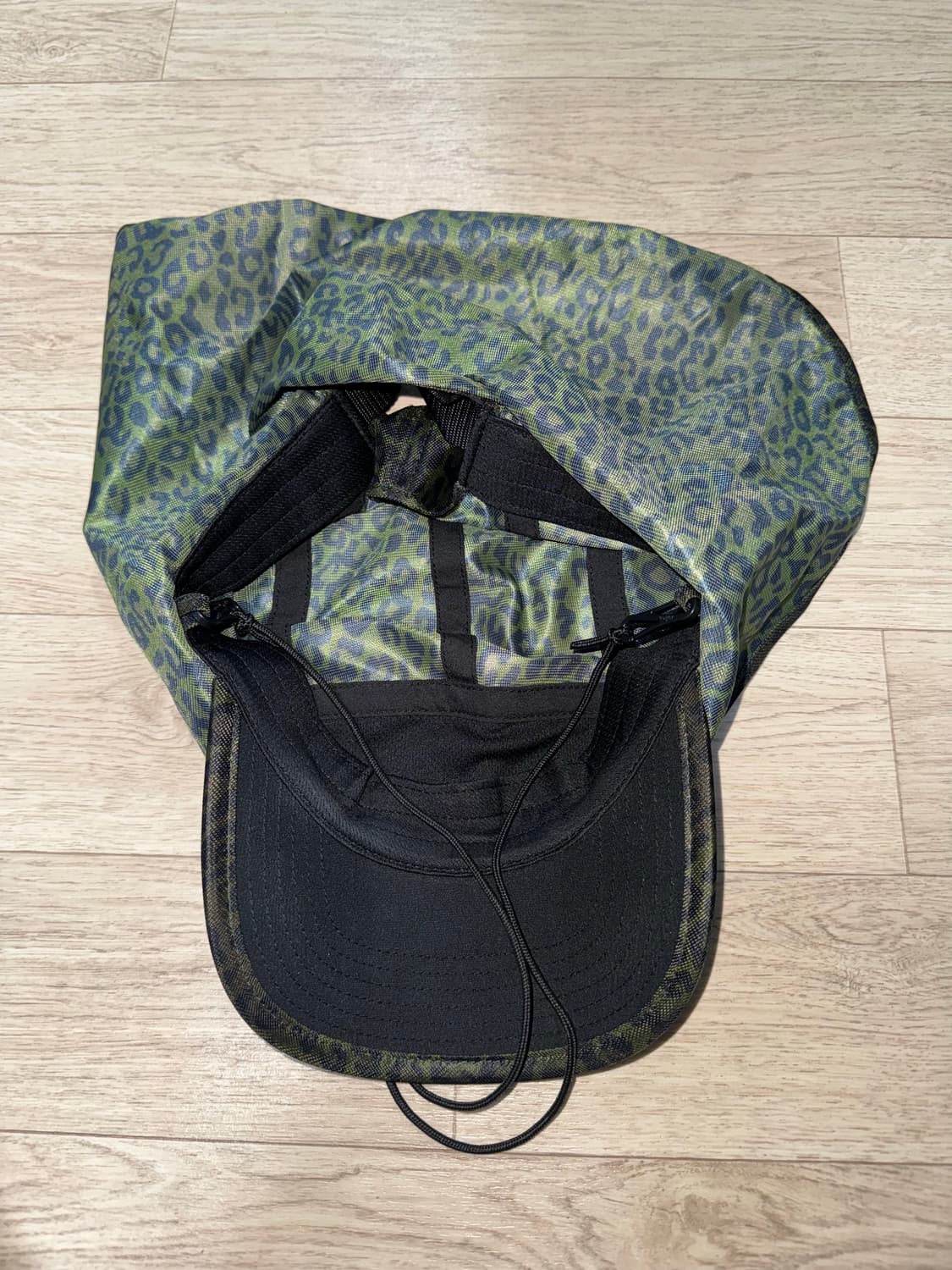 슈프림 메쉬 선쉴드 캠프캡 레오파드 24ss 상품이미지4