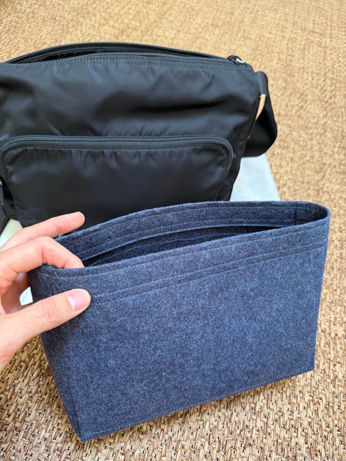 프라다 포코노 메신저 크로스백 새상품급 풀구성 상품이미지6