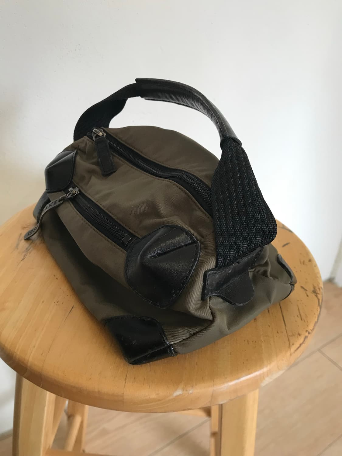 이세이미야케 미니 가방 상품이미지7