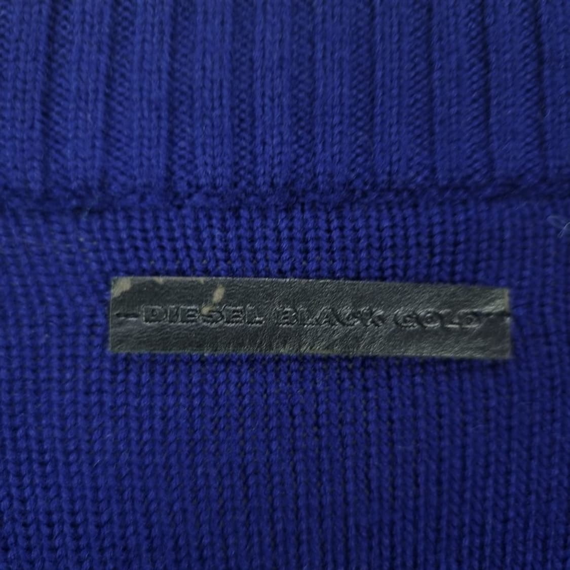 [디젤 블랙 골드] 브이넥 모헤어 니트 P01427 상품이미지6