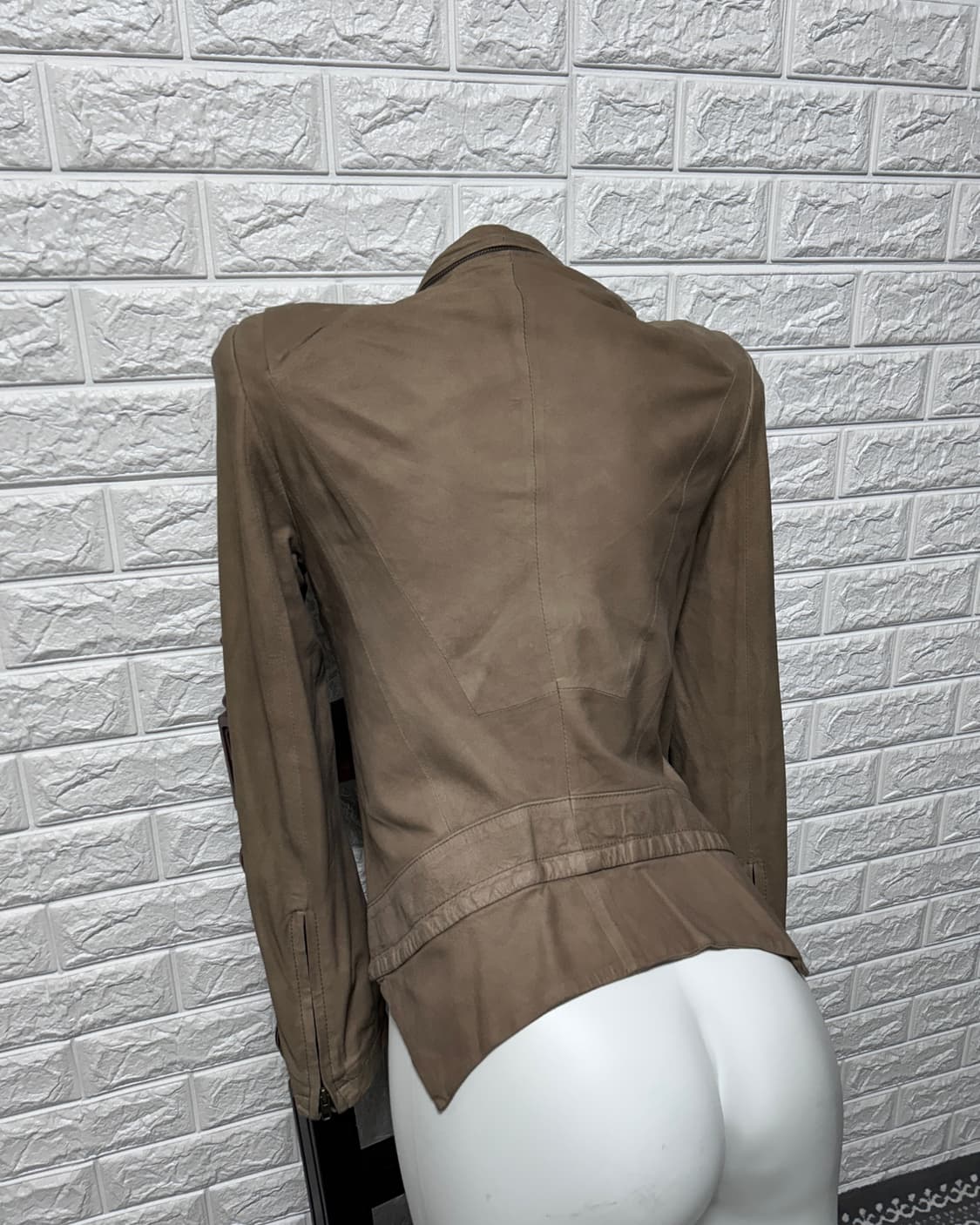 시스템 비대칭 드레이프 넥 스웨이드 자켓 상품이미지6