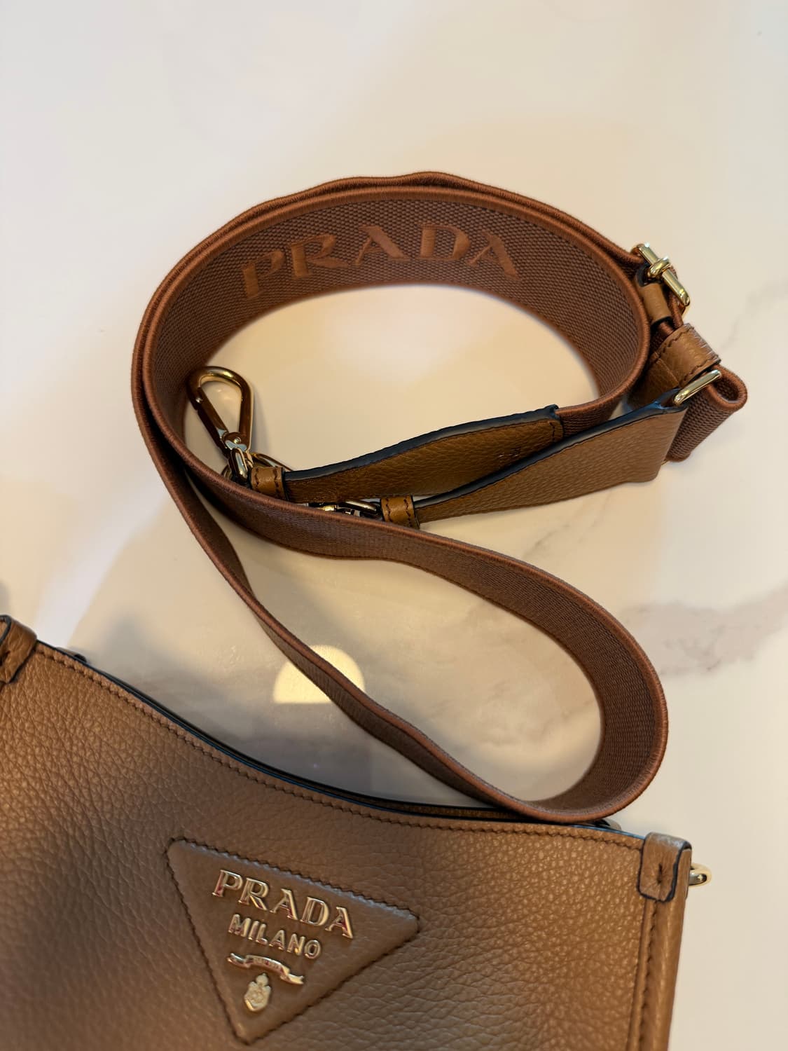 (새상품) 프라다 레더 미니 숄더백 카라멜 1BH191 상품이미지2