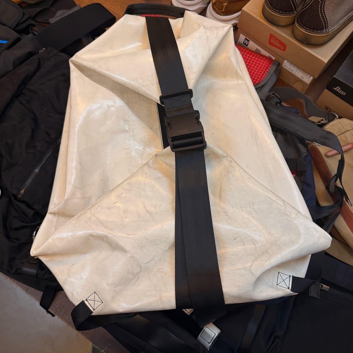 프라이탁 보이저 트래블 백 상품이미지1